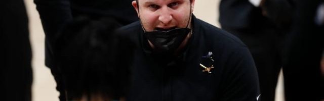 爱游戏娱乐-7战5负被勇士反超！灰熊对手不强却被疲劳拖垮